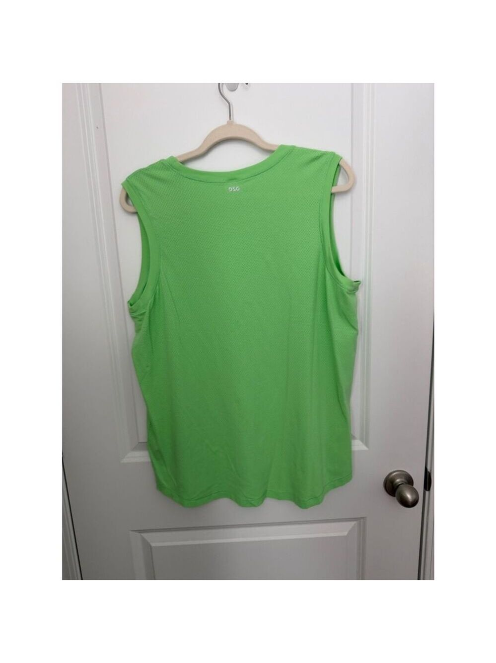 DSG Women's XXL Neon Green Muscle Tank Athletic Workout Sleeveless Top - Picture 3 of 3